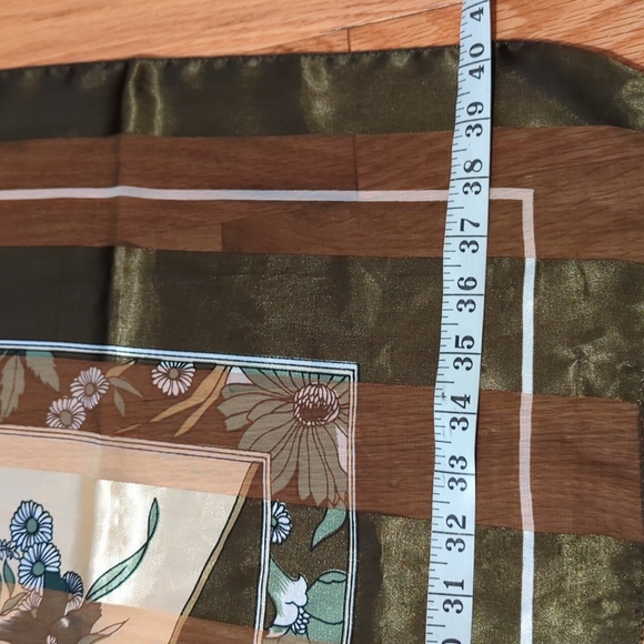 Vintage Large Scarf - Picture 5 of 8